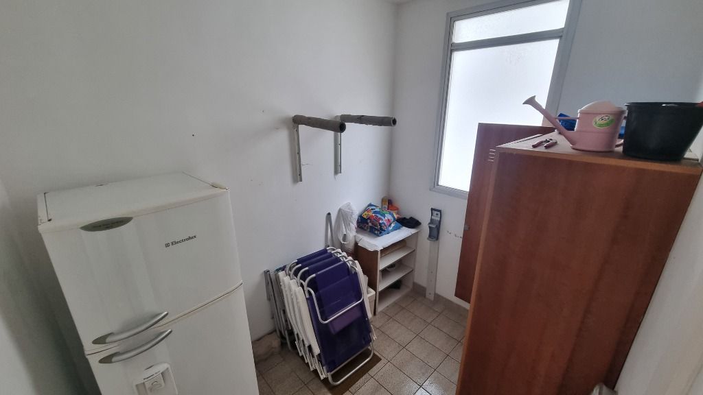 Apartamento à venda com 3 quartos, 176m² - Foto 29