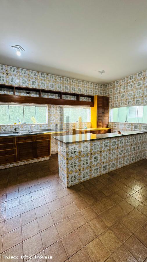 Casa à venda com 4 quartos, 840m² - Foto 36