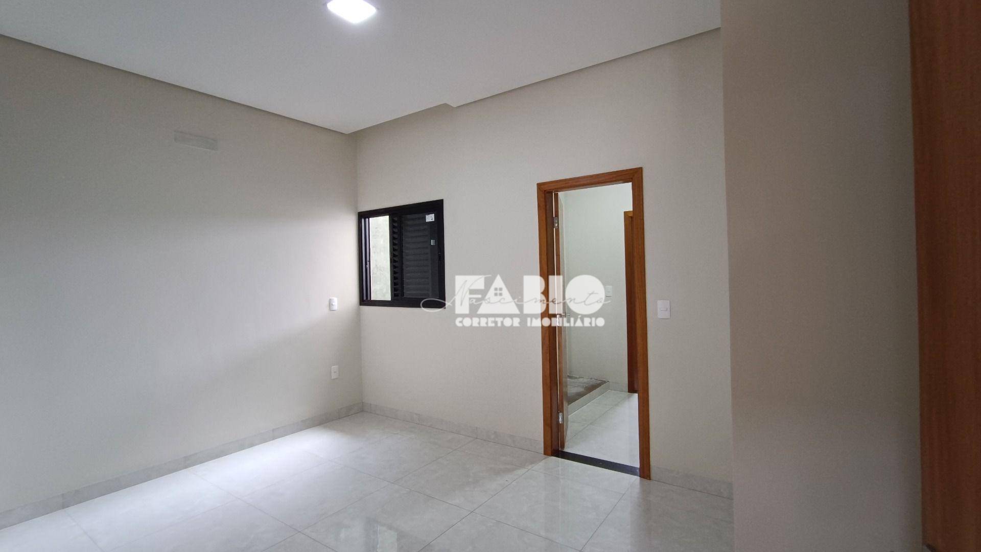 Casa à venda com 3 quartos, 124m² - Foto 13