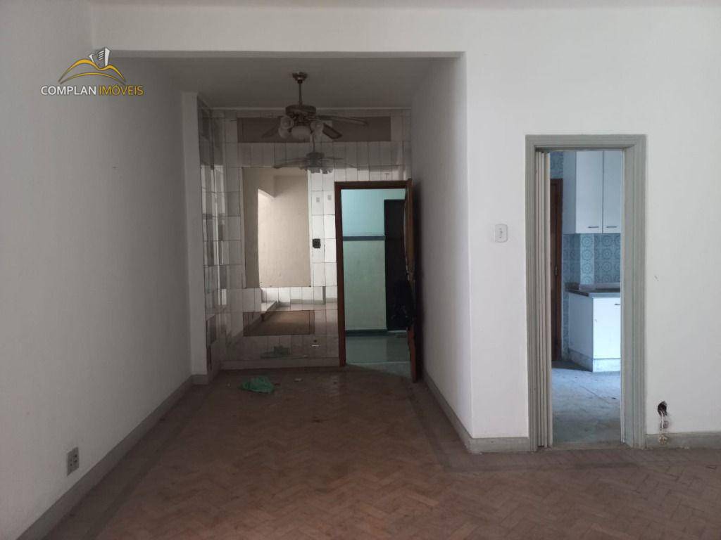 Apartamento à venda com 3 quartos, 140m² - Foto 15