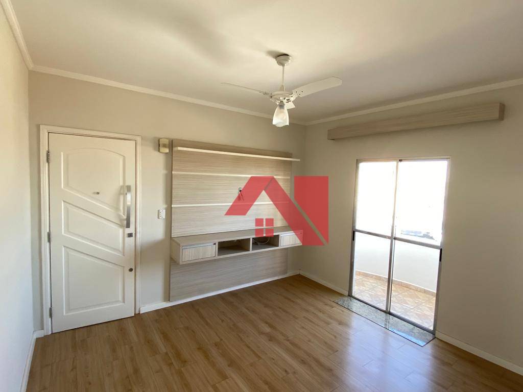 Apartamento à venda com 3 quartos, 82m² - Foto 1