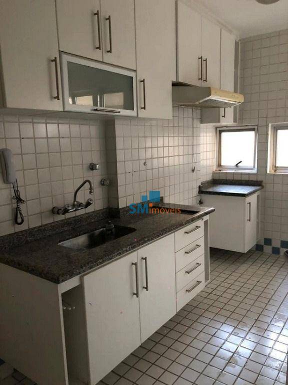 Apartamento à venda com 3 quartos, 136m² - Foto 7