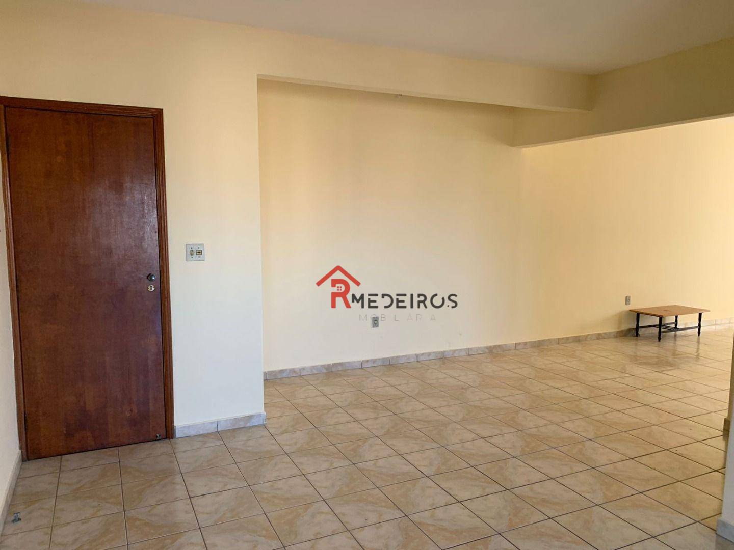 Apartamento à venda com 3 quartos, 147m² - Foto 3