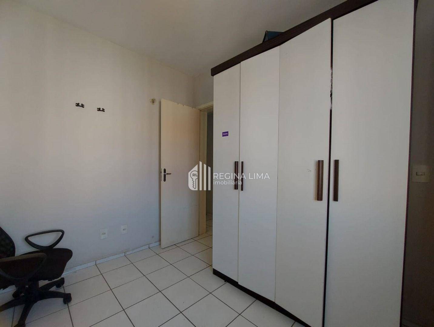 Apartamento para alugar com 3 quartos, 77m² - Foto 12