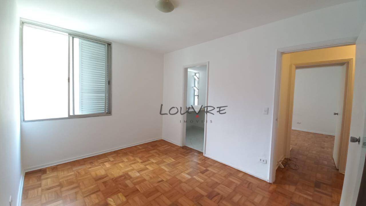 Apartamento para alugar com 3 quartos, 135m² - Foto 8