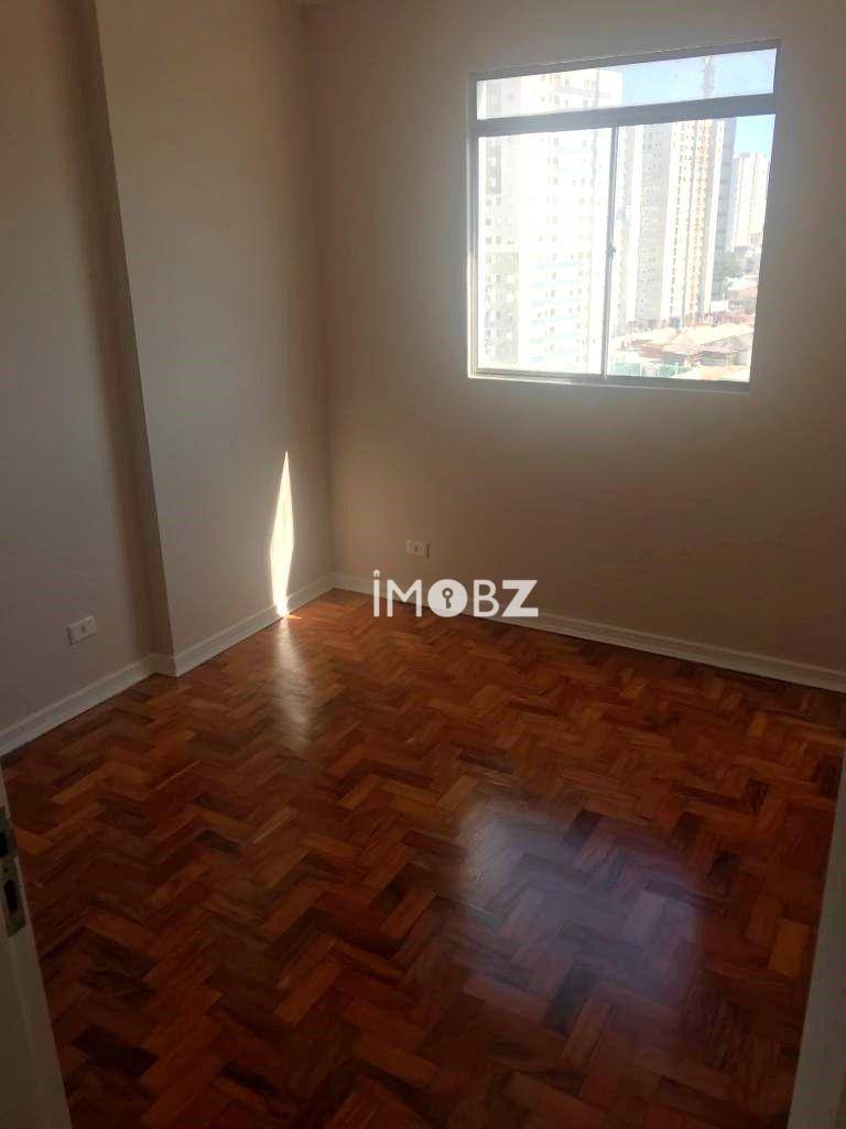 Apartamento à venda com 3 quartos, 75m² - Foto 8