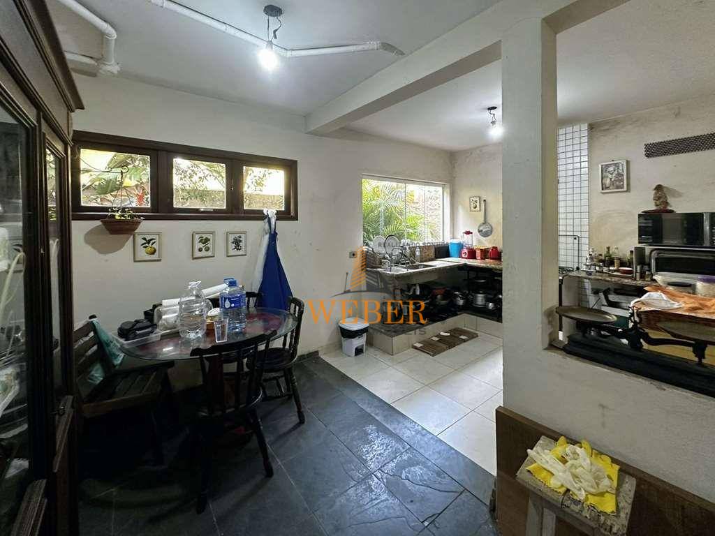 Casa de Condomínio à venda com 4 quartos, 304m² - Foto 17