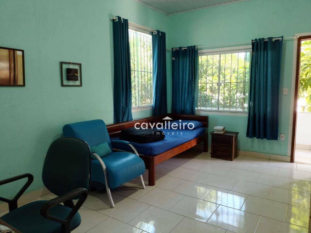 Casa à venda com 6 quartos, 300m² - Foto 14