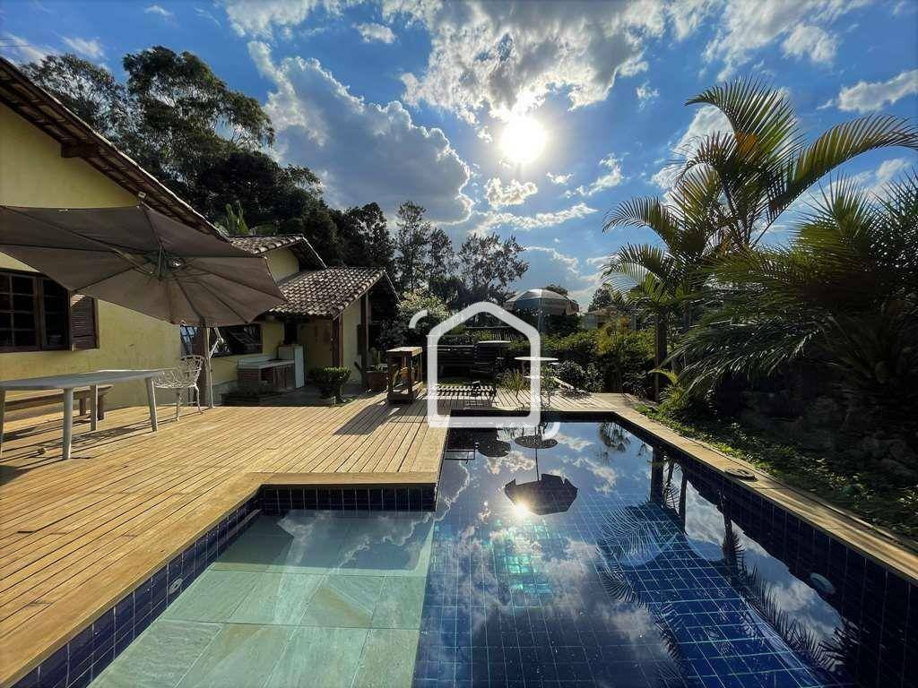 Casa de Condomínio à venda com 4 quartos, 220m² - Foto 25