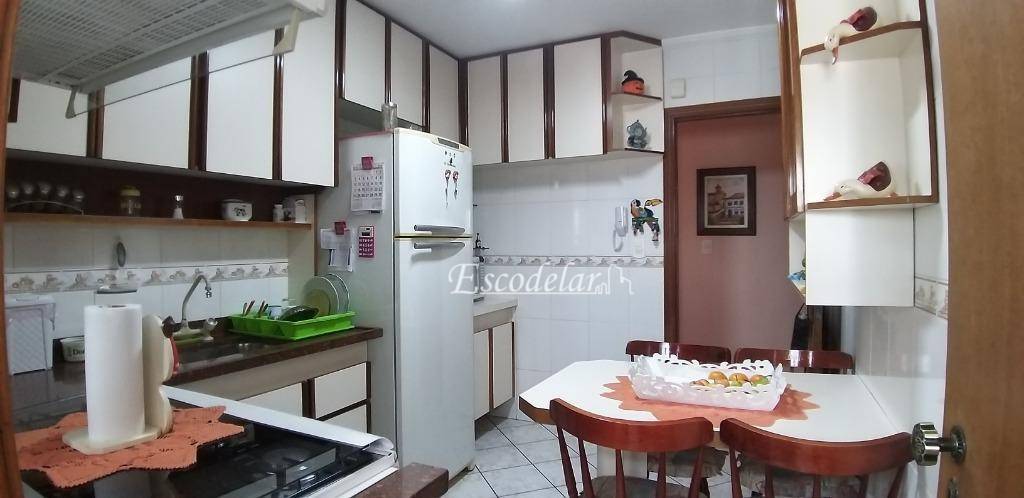 Apartamento à venda com 2 quartos, 62m² - Foto 9