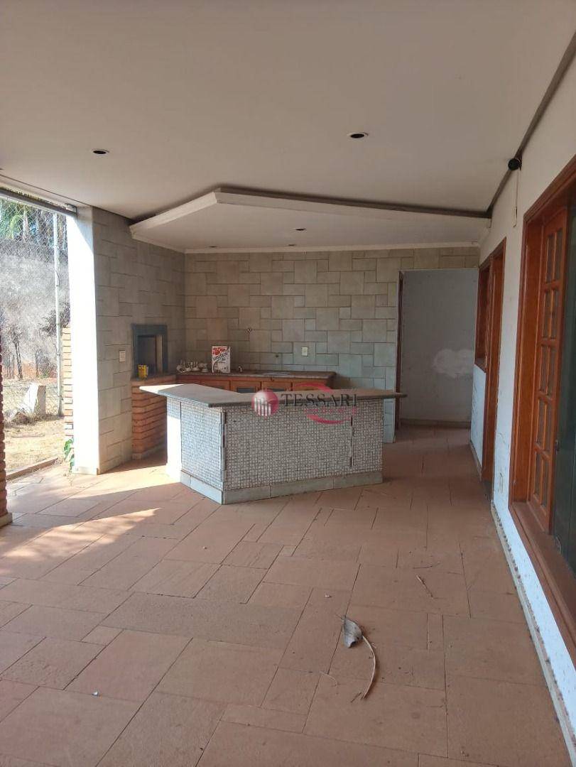 Casa para alugar com 4 quartos, 441m² - Foto 20