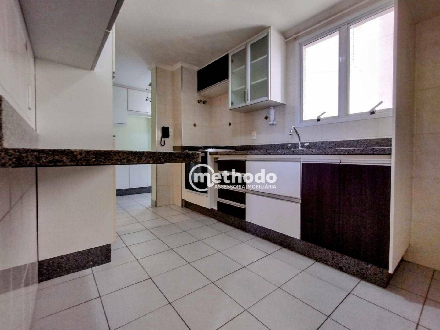 Apartamento para alugar com 3 quartos, 134m² - Foto 12