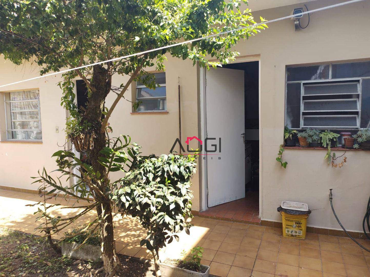 Casa à venda com 3 quartos, 260m² - Foto 6