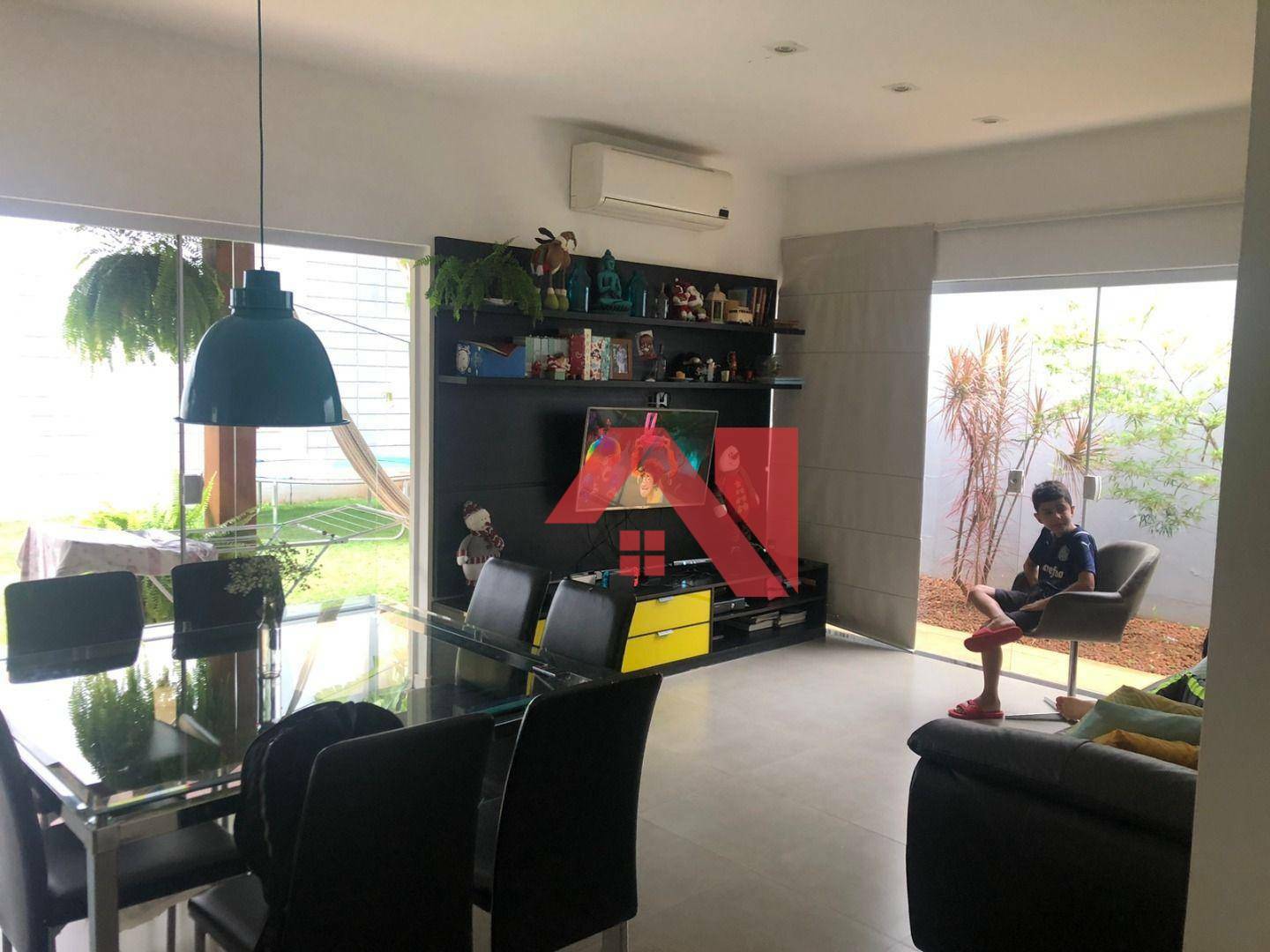 Casa de Condomínio à venda com 3 quartos, 250m² - Foto 14