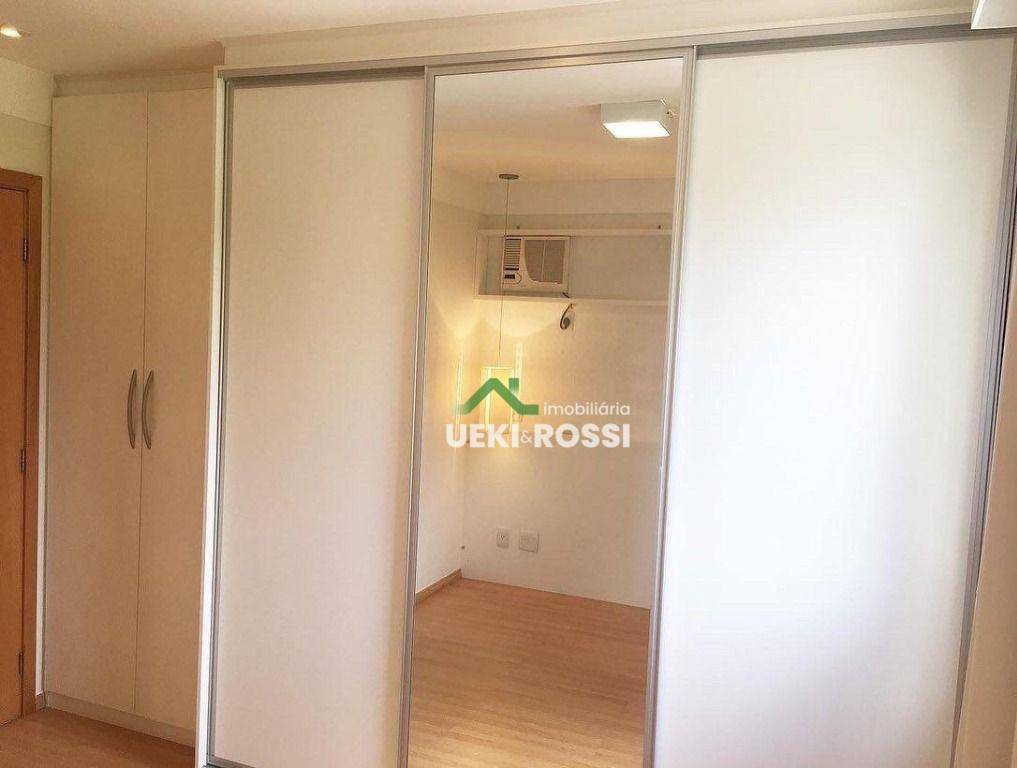 Apartamento para alugar com 3 quartos, 83m² - Foto 4