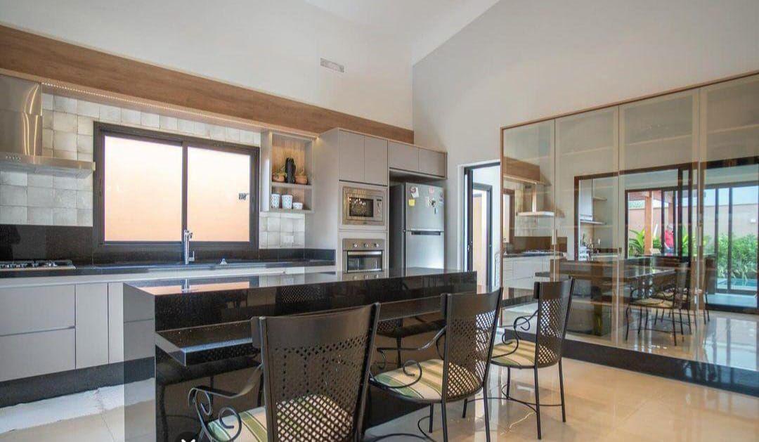 Casa à venda com 3 quartos, 237m² - Foto 5