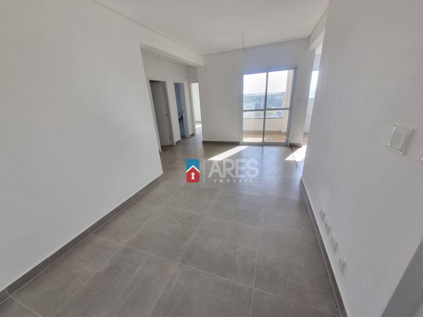 Apartamento à venda com 3 quartos, 82m² - Foto 1