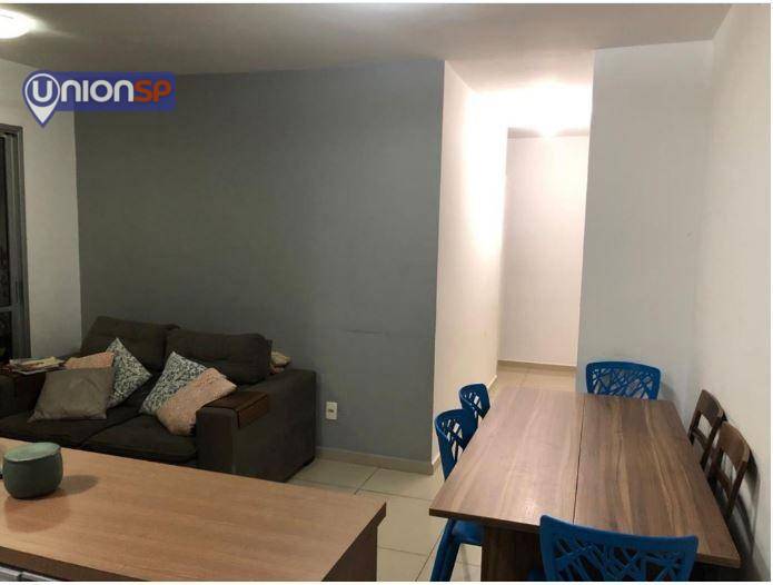 Apartamento à venda com 2 quartos, 61m² - Foto 2