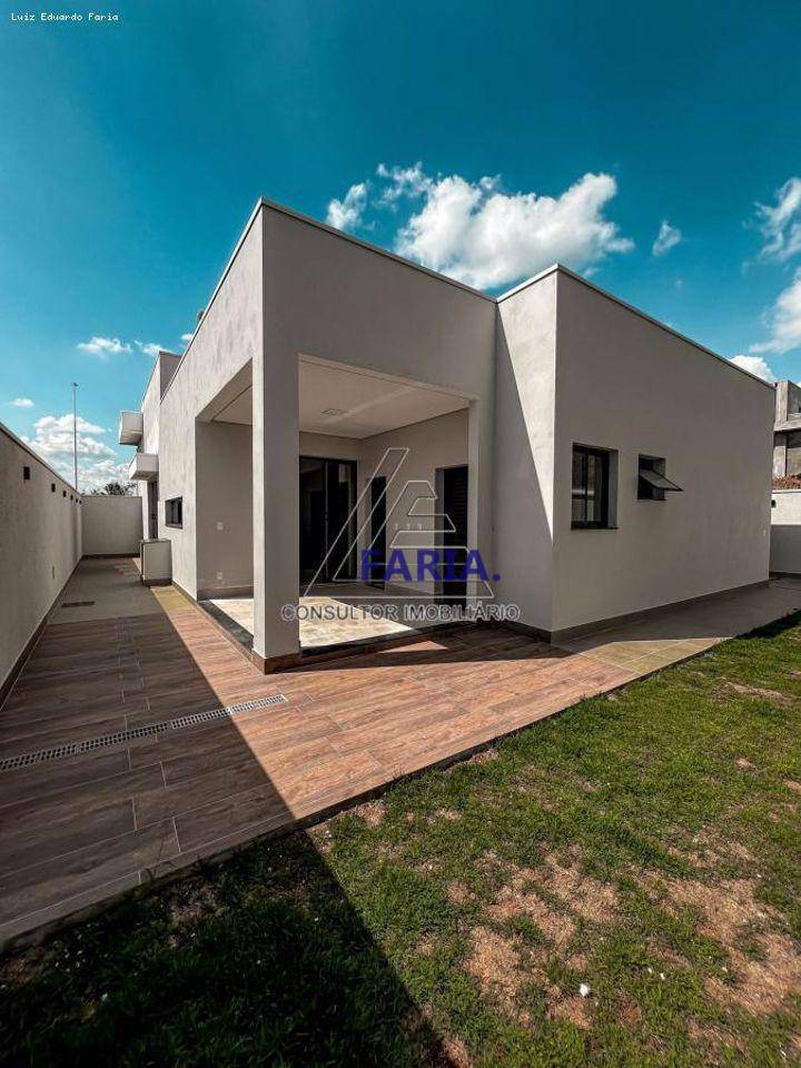 Casa de Condomínio à venda com 3 quartos, 198m² - Foto 12