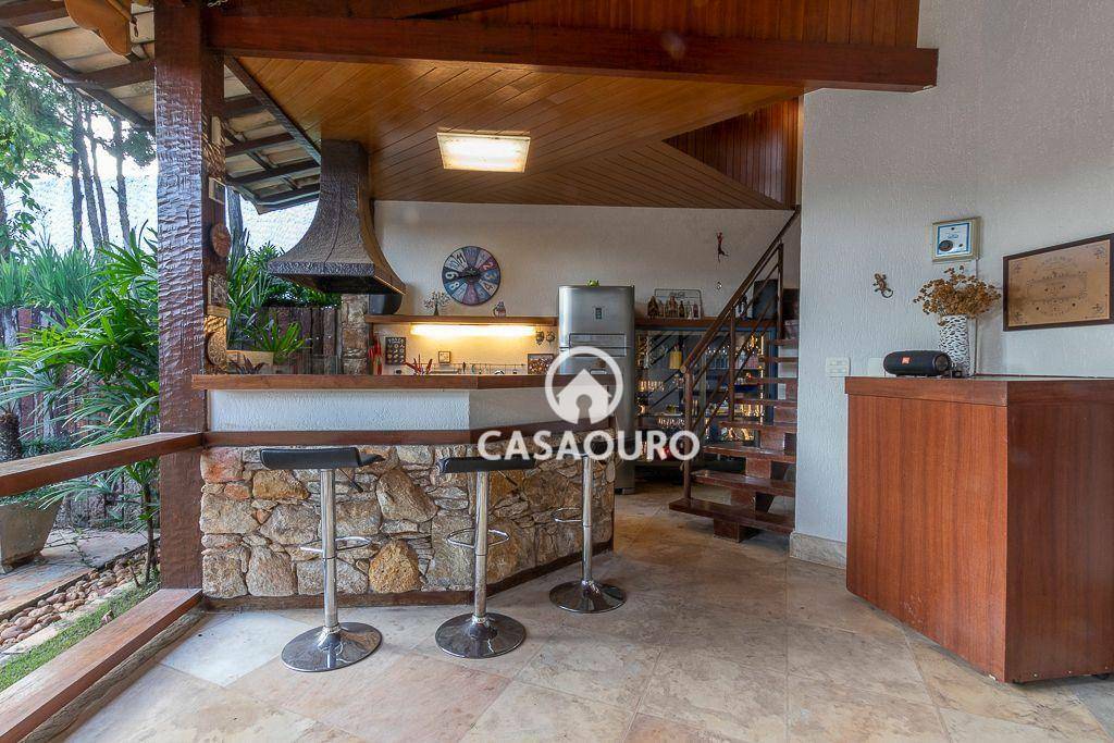 Casa à venda com 5 quartos, 750m² - Foto 20