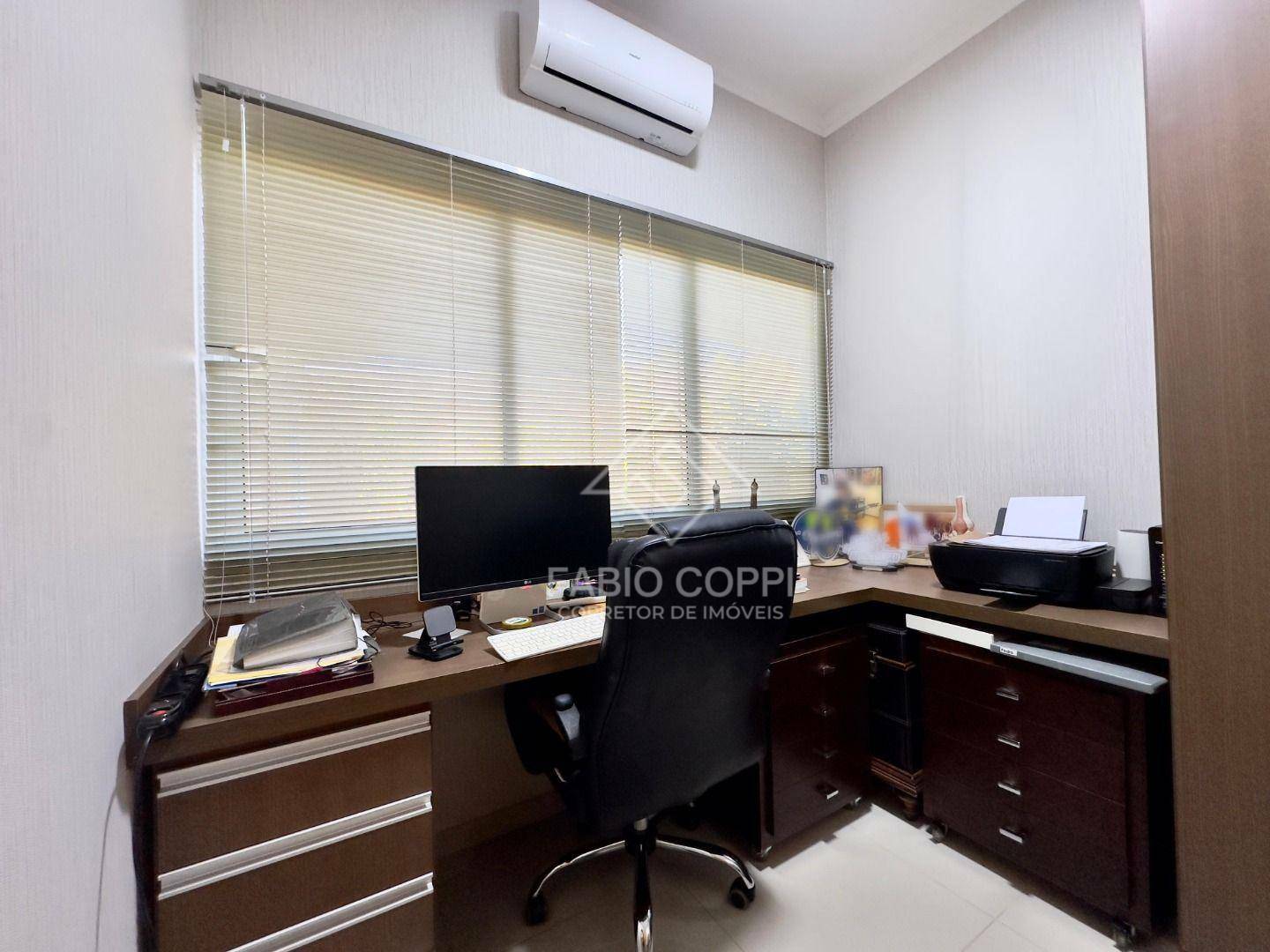 Casa de Condomínio à venda com 4 quartos, 289m² - Foto 32