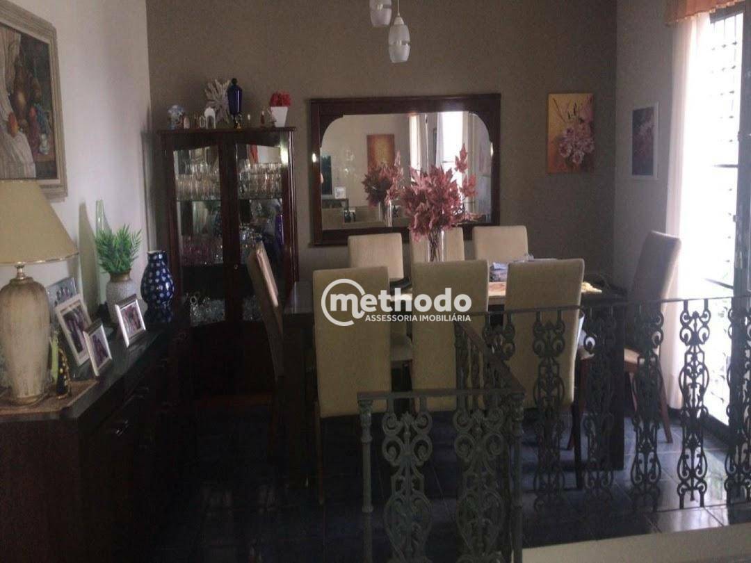 Casa à venda com 3 quartos, 227m² - Foto 7