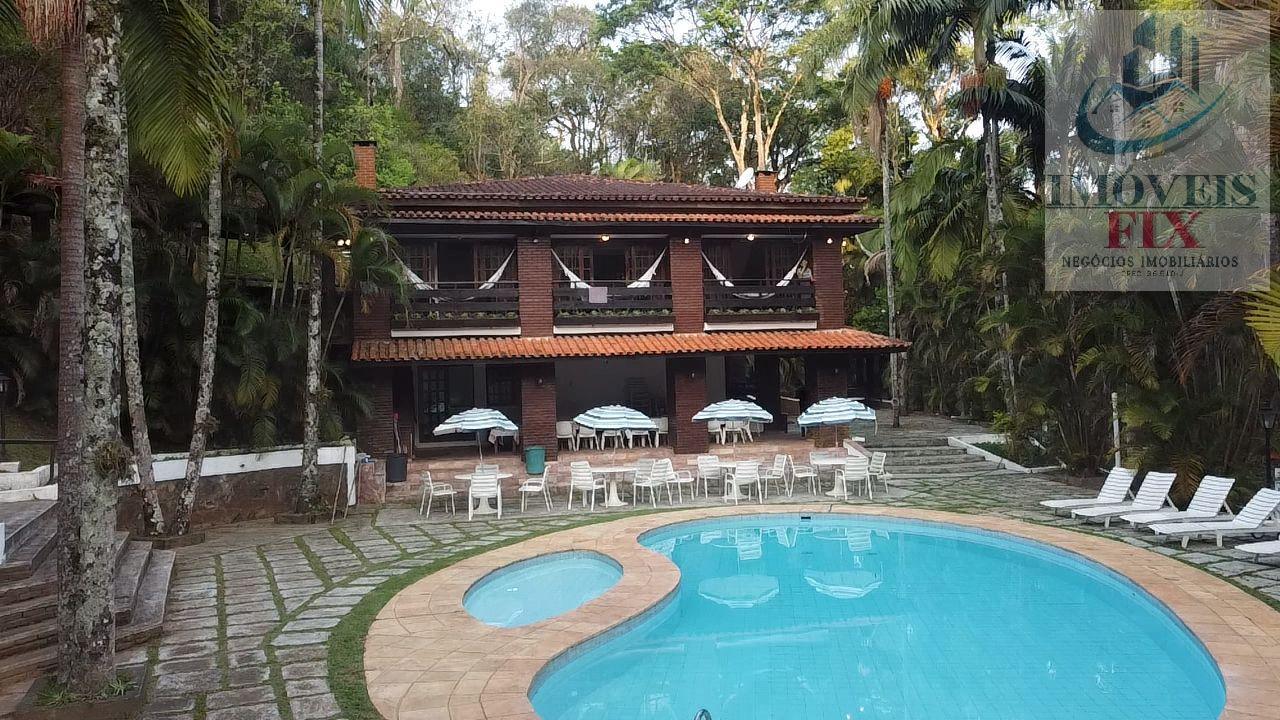 Fazenda à venda com 9 quartos, 930m² - Foto 2