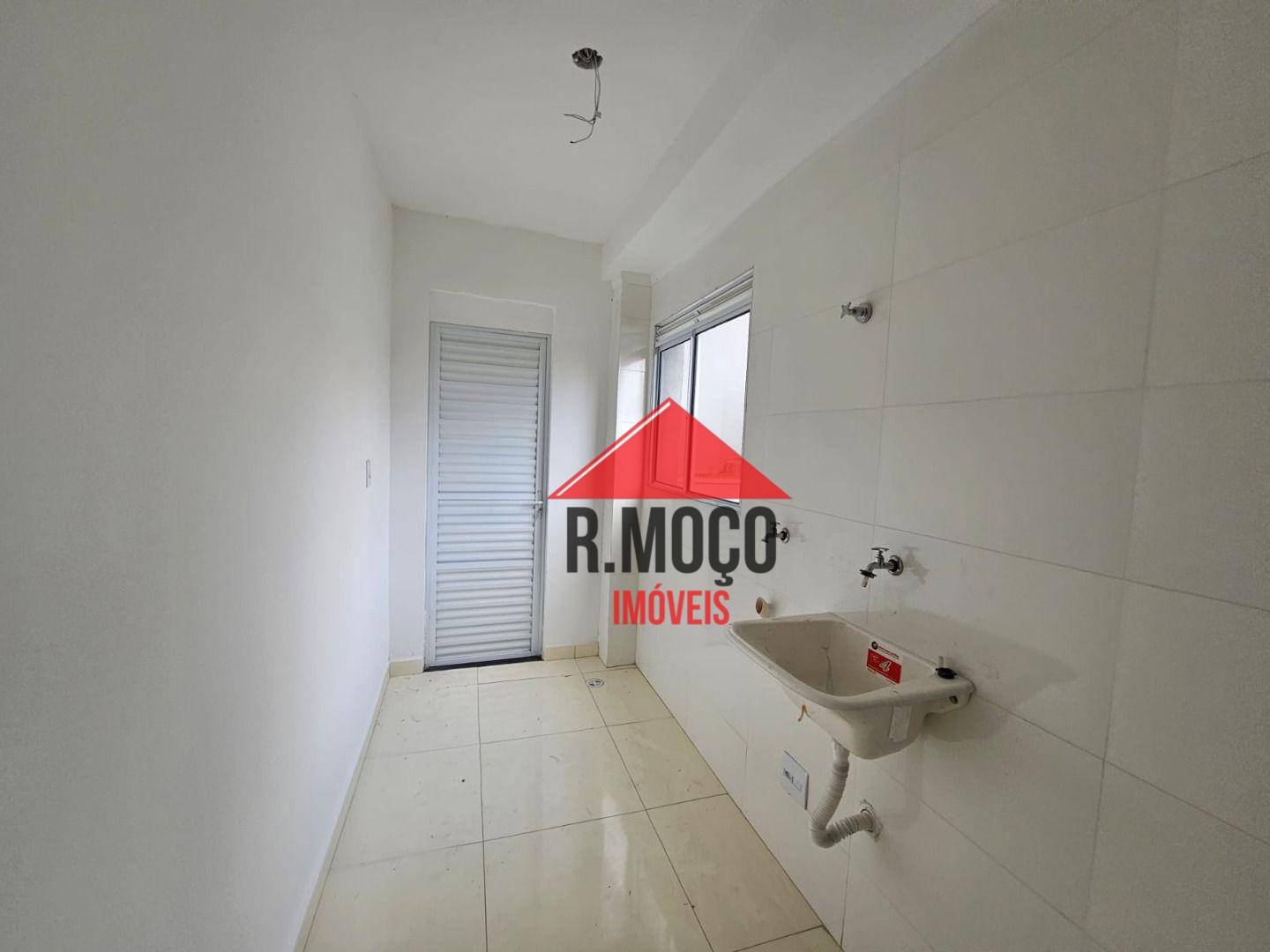 Apartamento à venda com 2 quartos, 44m² - Foto 3