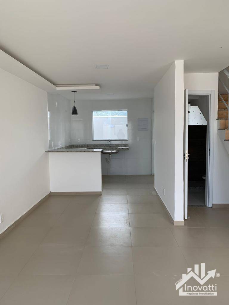 Casa à venda com 2 quartos, 93m² - Foto 8