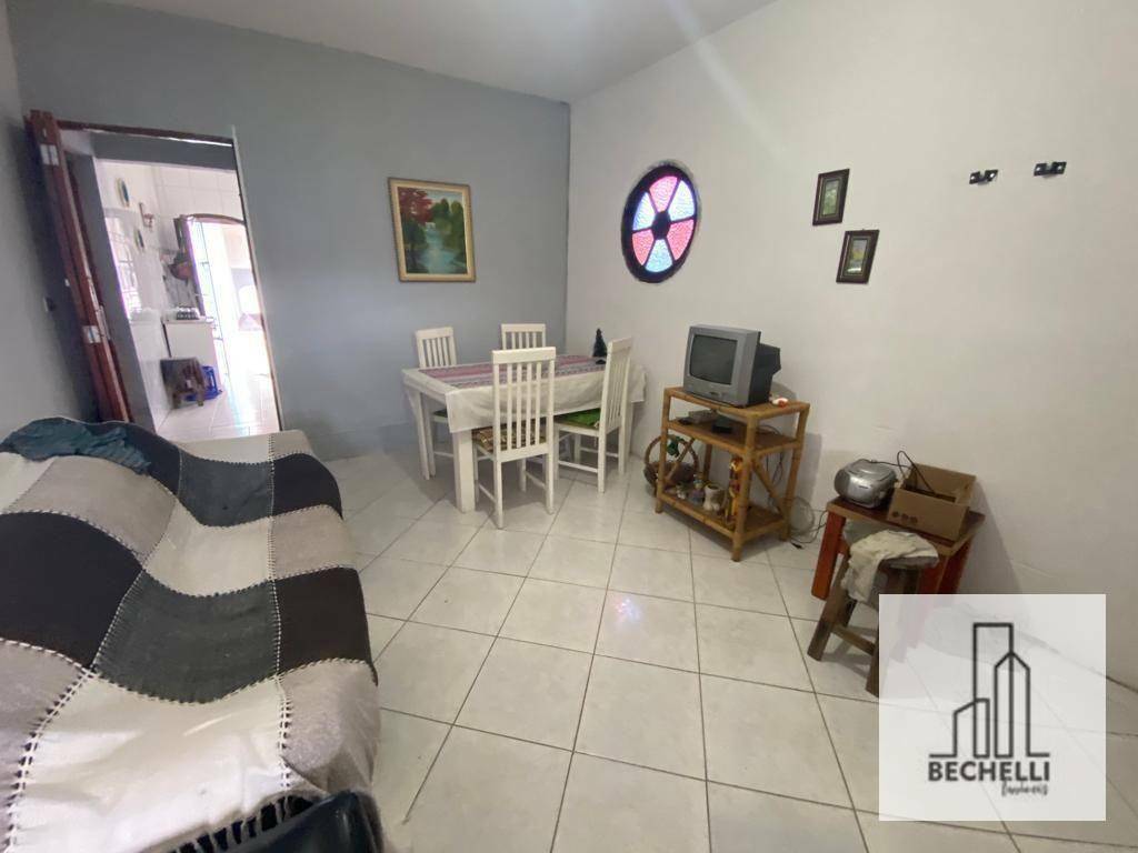 Casa à venda com 3 quartos, 105m² - Foto 2