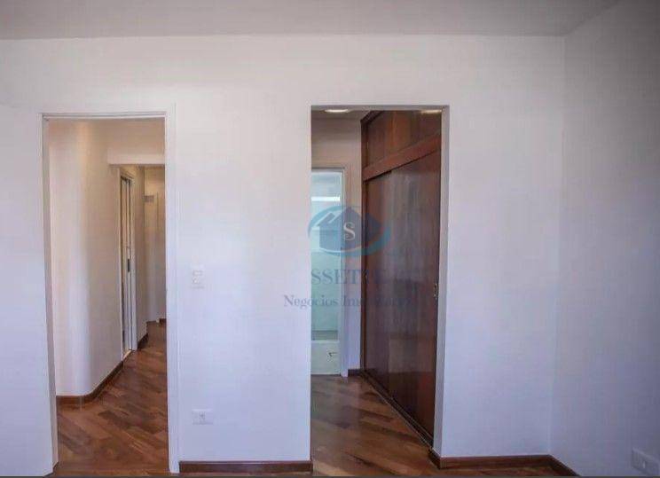 Apartamento à venda com 4 quartos, 127m² - Foto 9