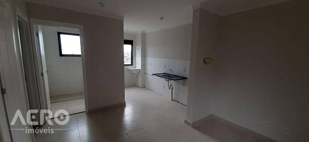 Apartamento à venda com 2 quartos, 45m² - Foto 2