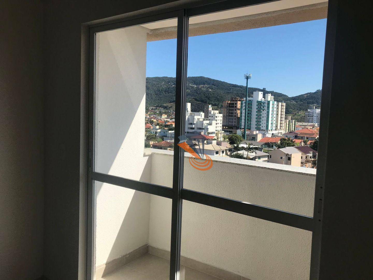 Apartamento à venda com 2 quartos, 64m² - Foto 7