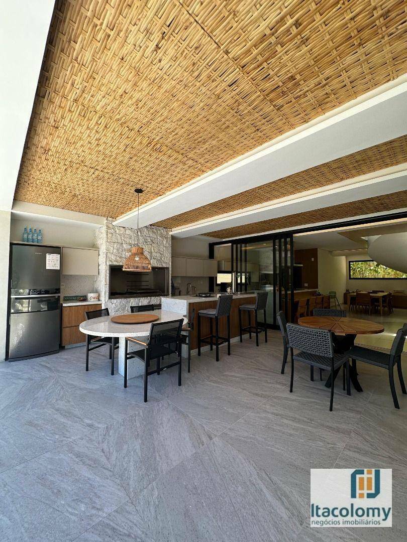 Casa de Condomínio à venda com 4 quartos, 390m² - Foto 16