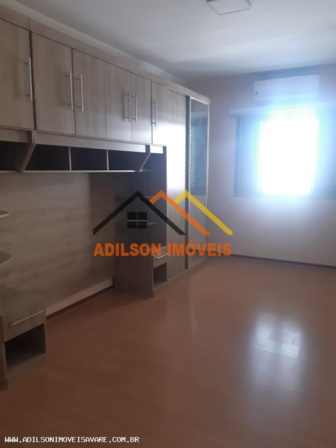 Casa à venda com 3 quartos, 181m² - Foto 9