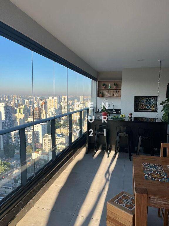 Apartamento à venda e aluguel com 3 quartos, 118m² - Foto 1