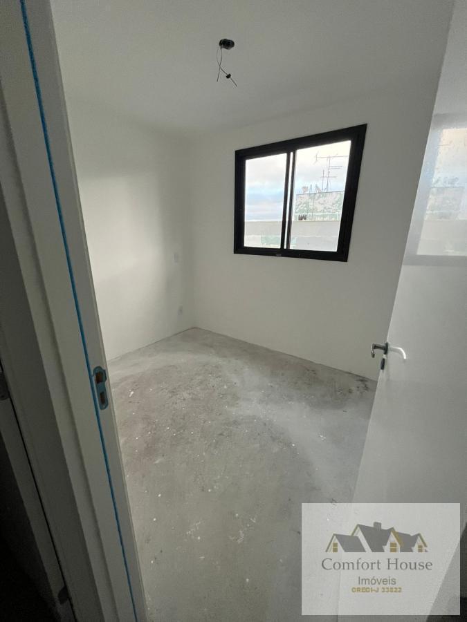 Apartamento à venda com 2 quartos, 40m² - Foto 18