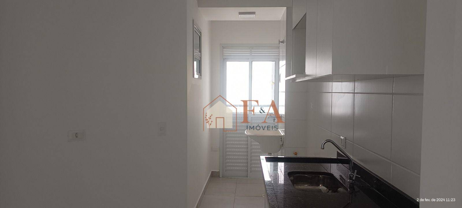 Apartamento à venda com 2 quartos, 66m² - Foto 4