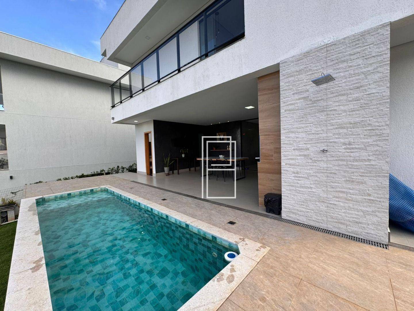 Casa à venda com 4 quartos, 235m² - Foto 15