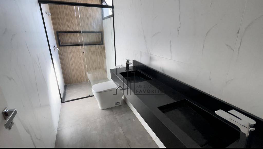 Casa à venda com 3 quartos, 210m² - Foto 9