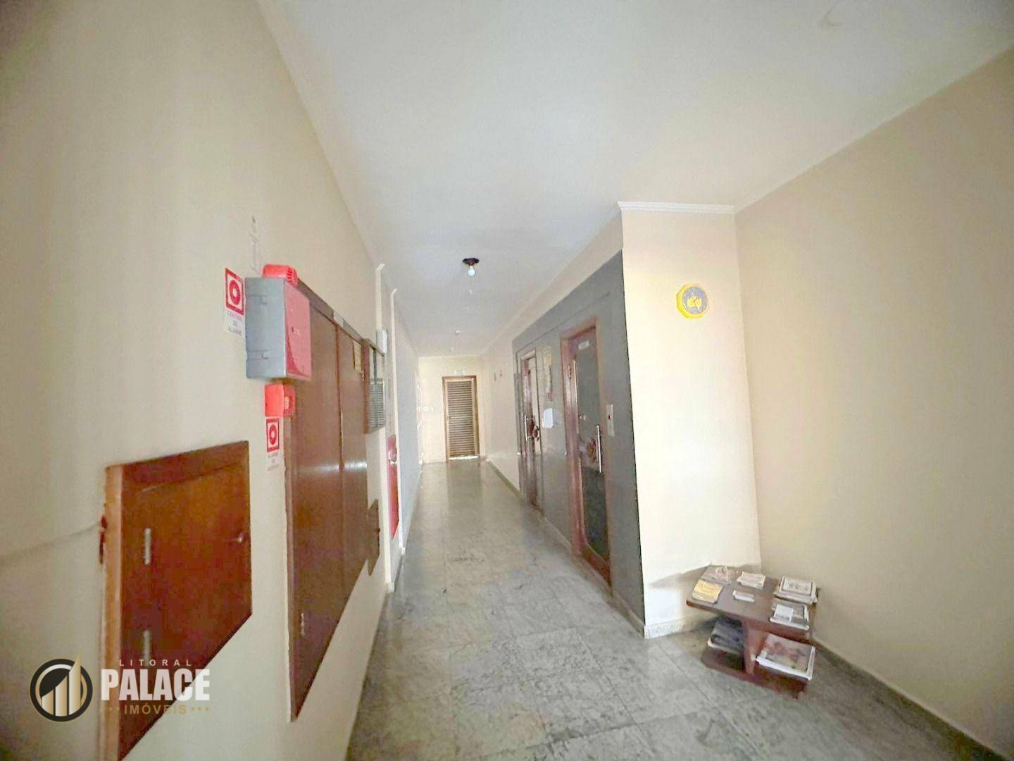 Apartamento à venda com 1 quarto, 55m² - Foto 25