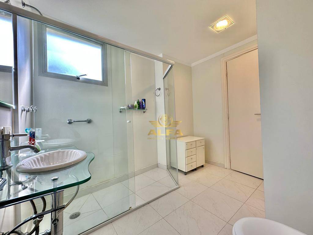 Apartamento à venda com 3 quartos, 156m² - Foto 15