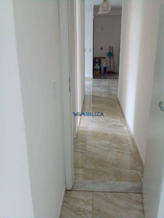 Apartamento à venda com 2 quartos, 69m² - Foto 7