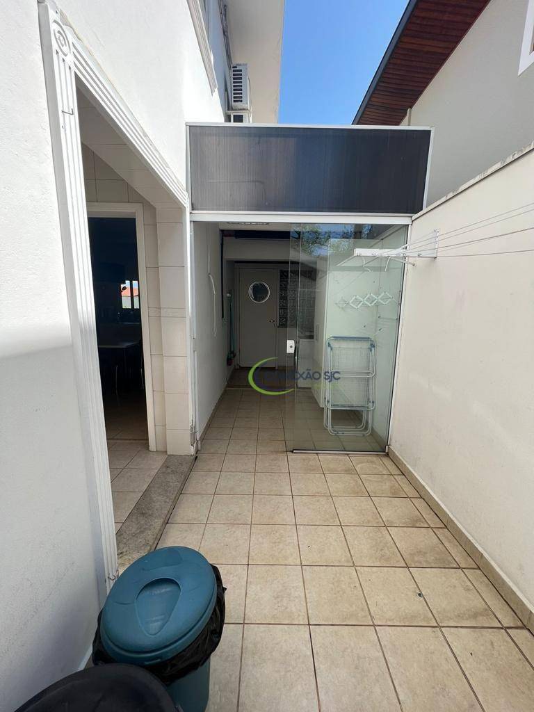 Sobrado à venda com 5 quartos, 322m² - Foto 145