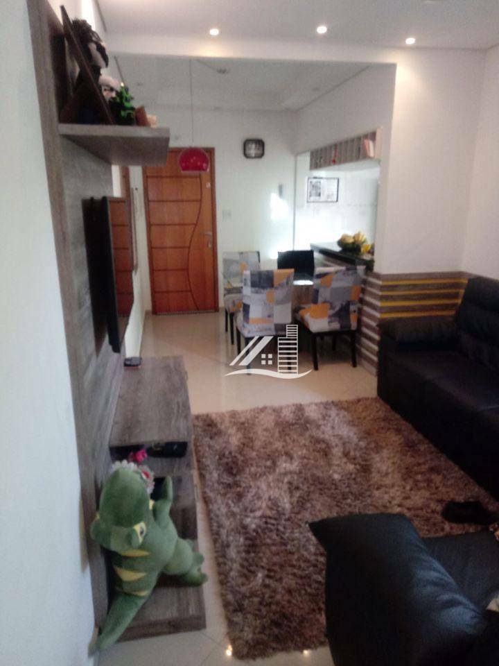 Apartamento à venda com 2 quartos, 67m² - Foto 2