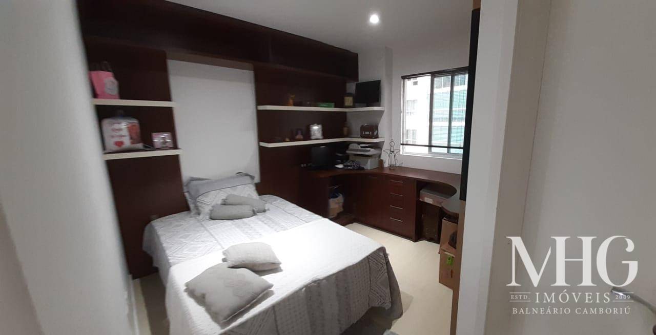 Apartamento à venda com 3 quartos, 130m² - Foto 22