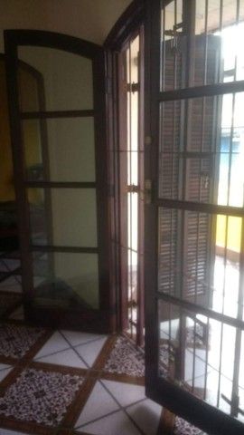 Sobrado à venda com 3 quartos, 200m² - Foto 3