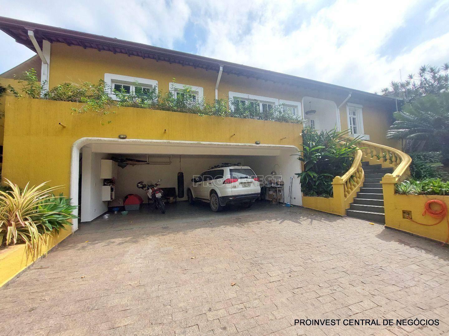 Casa de Condomínio à venda com 4 quartos, 450m² - Foto 2