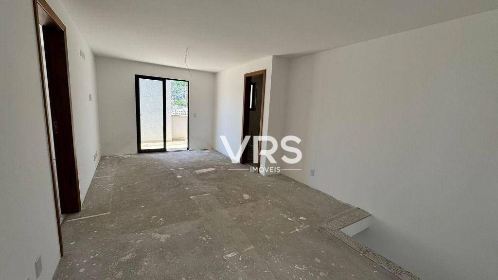 Apartamento à venda com 3 quartos, 130m² - Foto 10