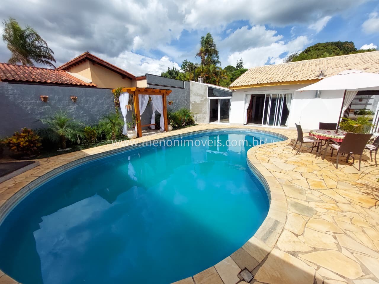 Chácara à venda com 2 quartos, 1290m² - Foto 18